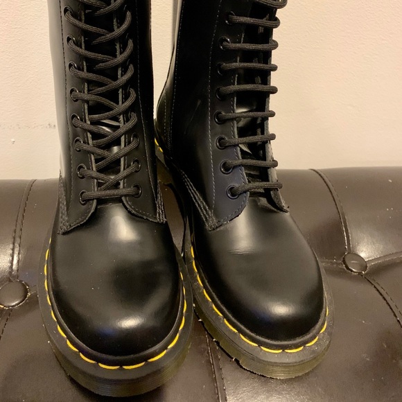 dr martens ib60